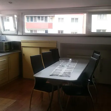 M&f Apartament Jepilor *
